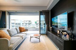 Sea Esta (D18), Condominium #502305081